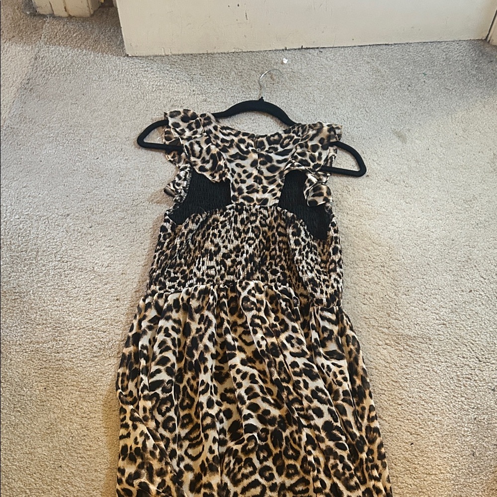 Resort wear Leopard Print Maxi Dress for vacation - Picture 2 of 3